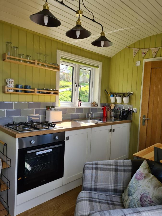 The Bay ,Luxury Shepherds Hut, Dundonnell Eksteriør billede
